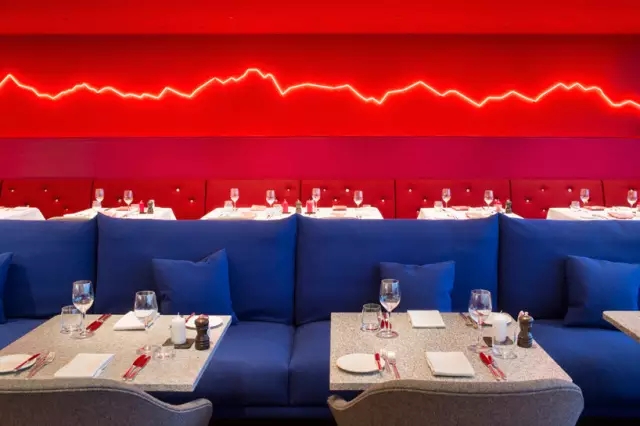 江门灯光搭配在餐饮空间设计中的三大原则！